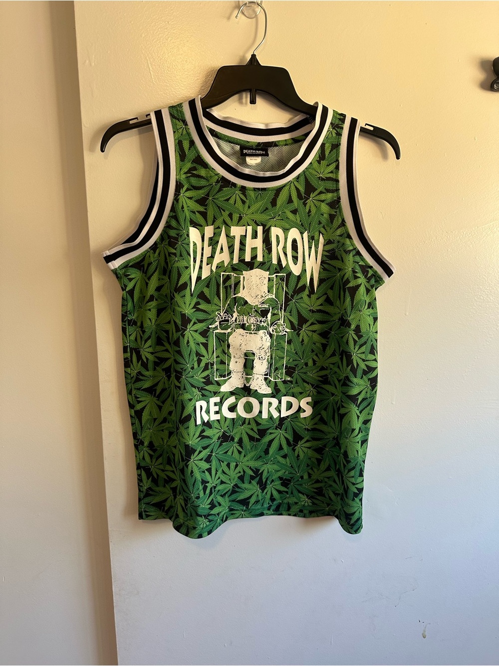 Green Graphic Leaf-Print Tank Top - Death Row Records